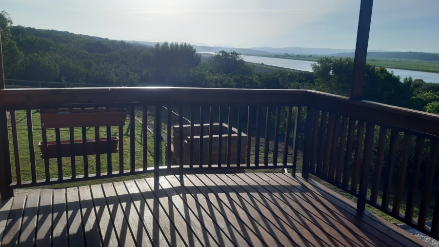 To Let 2 Bedroom Property for Rent in Gouritsmond Western Cape